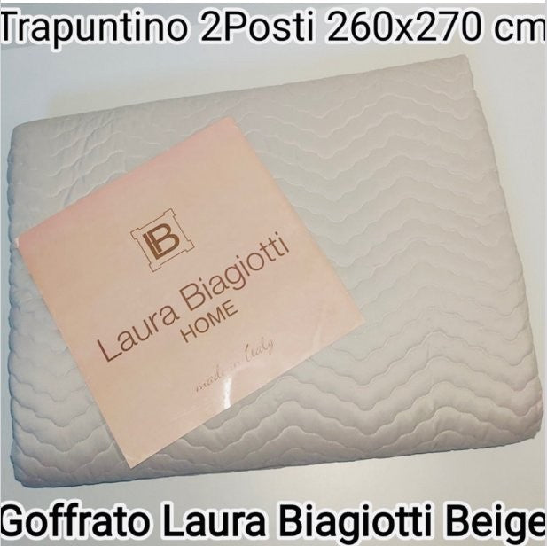 Copriletto trapuntato goffrato matrimoniale by Laura Biagiotti