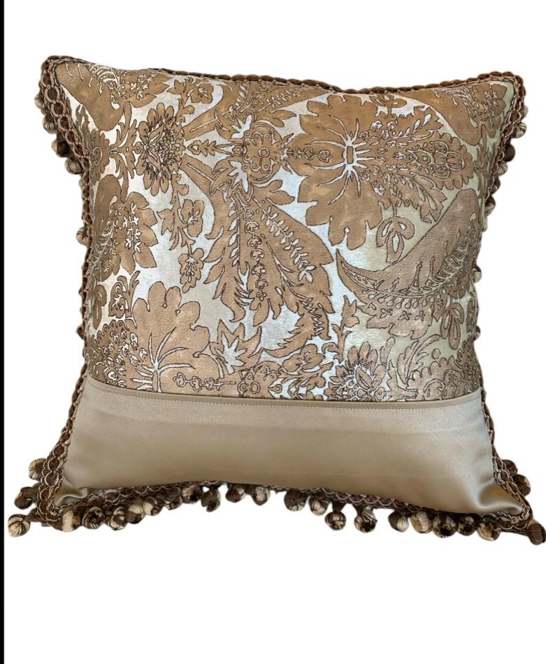 Cuscino quadrato Damascato con Frange