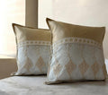 Coppia Cuscini Decorativi Ricamati Beige